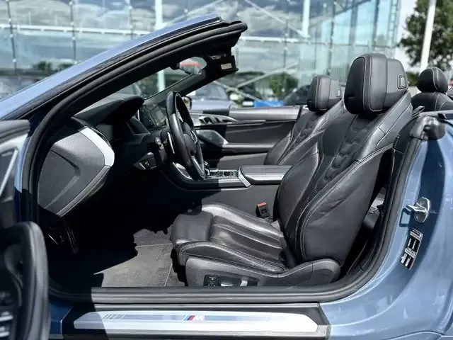 BMW 840