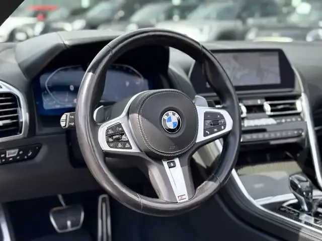 BMW 840