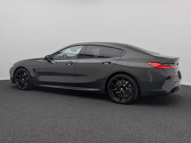 BMW M850