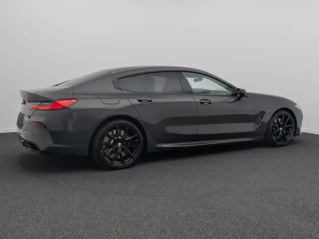 BMW M850