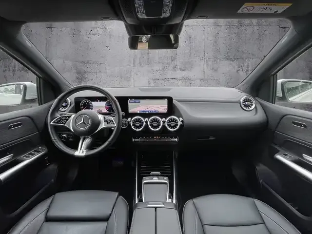 Mercedes-Benz B 220