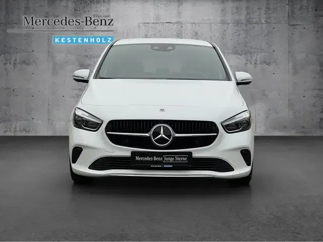 Mercedes-Benz B 220