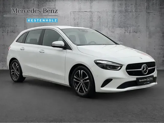 Mercedes-Benz B 220
