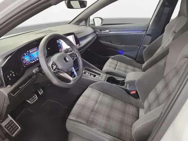 Volkswagen Golf GTE
