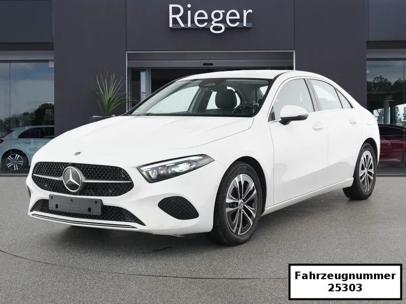 Mercedes-Benz A 200