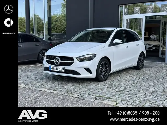 Mercedes-Benz B 200