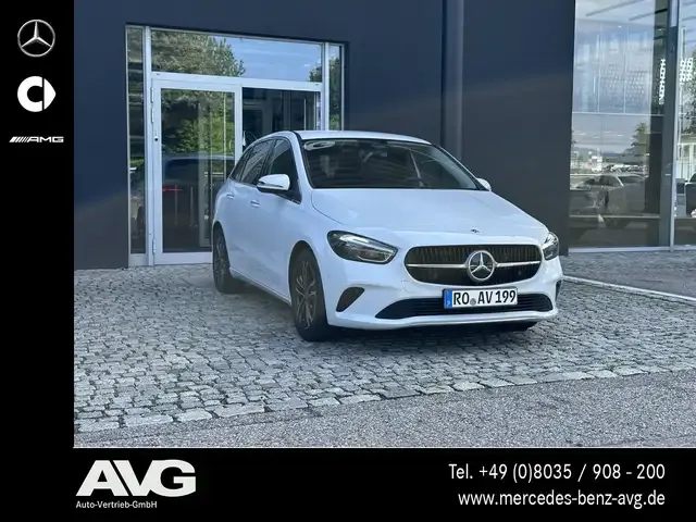 Mercedes-Benz B 200