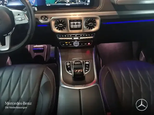 Mercedes-Benz G 400