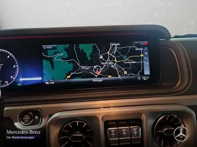 Mercedes-Benz G 400