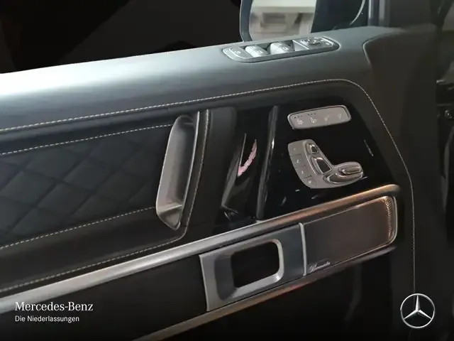 Mercedes-Benz G 400