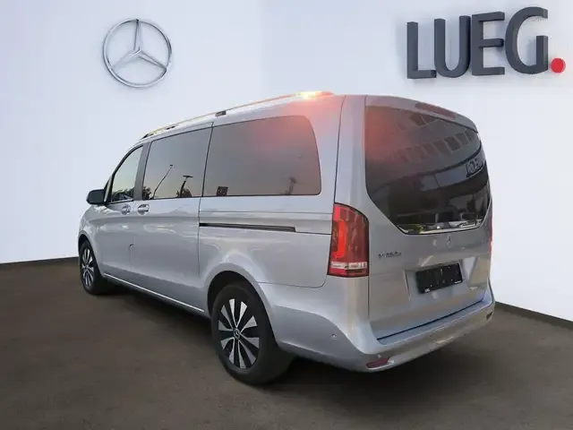 Mercedes-Benz V 250