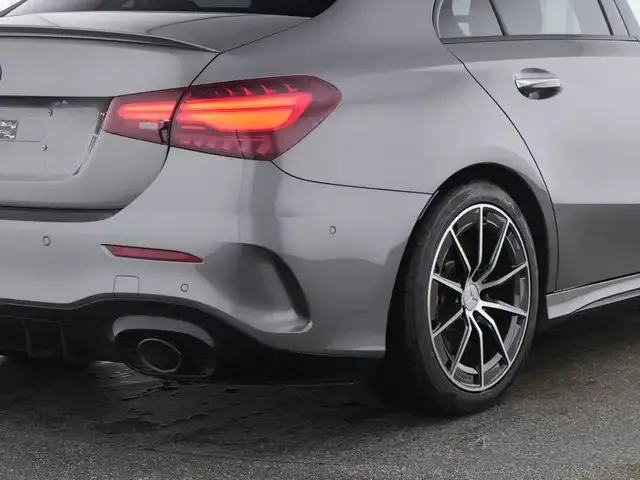 Mercedes-Benz A 35 AMG