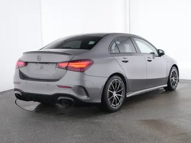Mercedes-Benz A 35 AMG