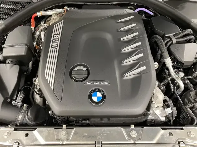 BMW 330