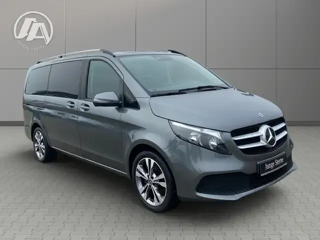Mercedes-Benz V 250