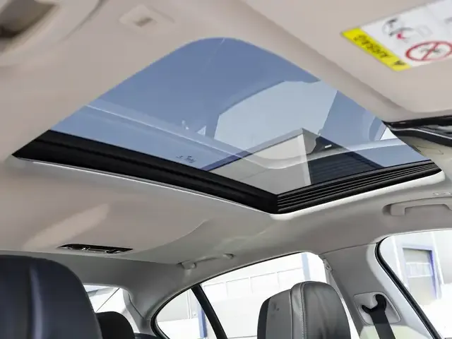 BMW 745