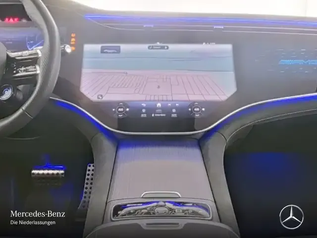Mercedes-Benz EQE 43