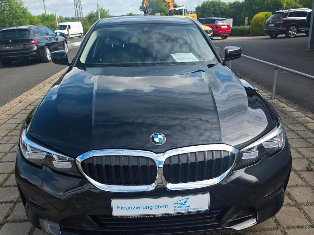 BMW 320