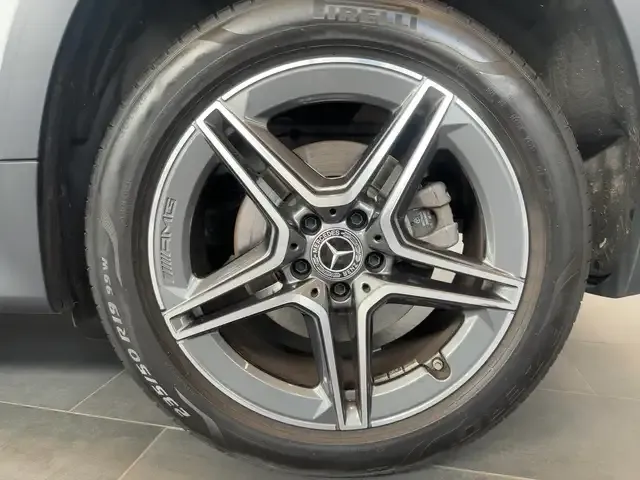 Mercedes-Benz GLB 250