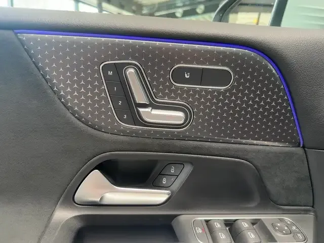 Mercedes-Benz GLB 250