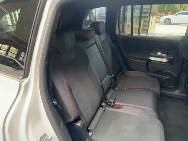 Mercedes-Benz GLB 250