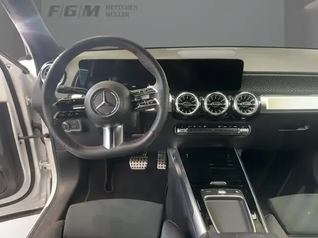 Mercedes-Benz GLB 250