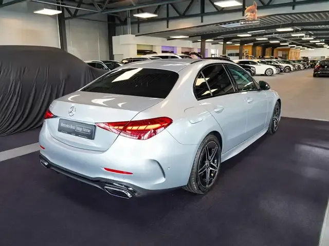 Mercedes-Benz C 200