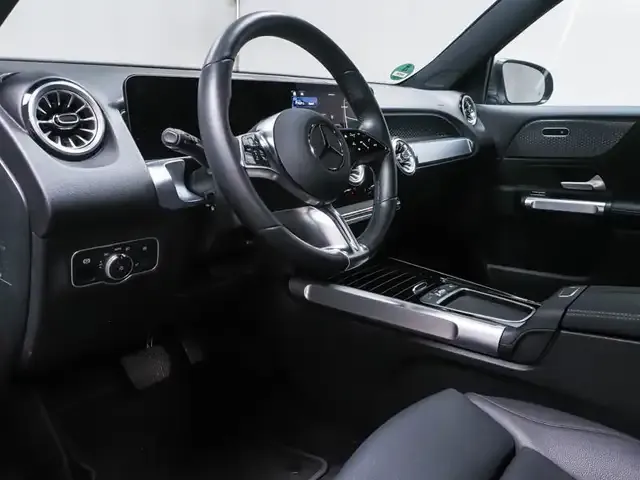 Mercedes-Benz EQB 350