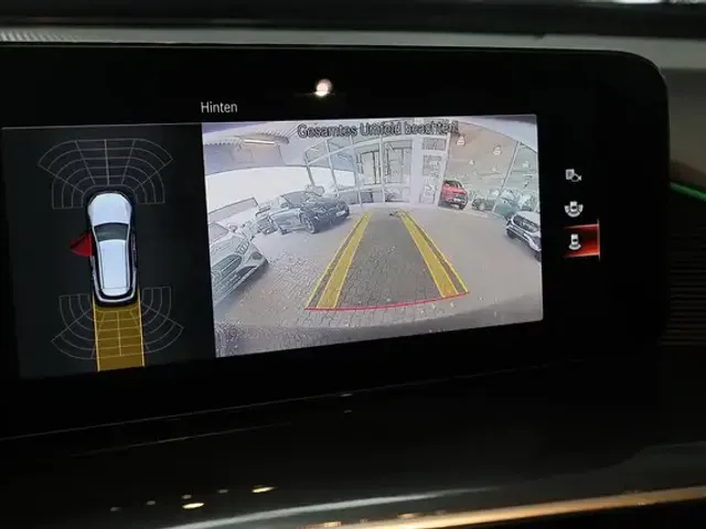 Mercedes-Benz EQC 400