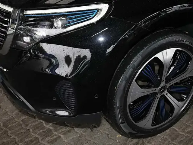 Mercedes-Benz EQC 400