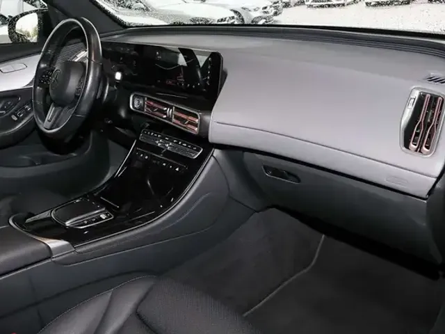 Mercedes-Benz EQC 400