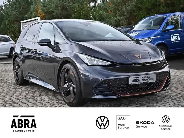 CUPRA Born