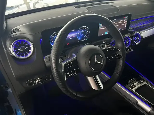 Mercedes-Benz EQB 300