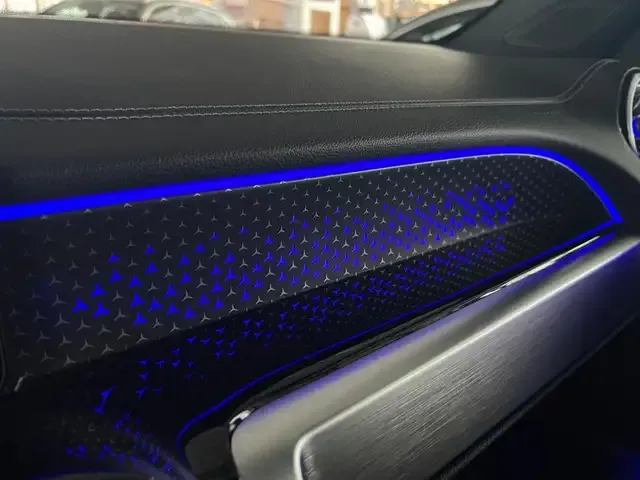 Mercedes-Benz EQB 300