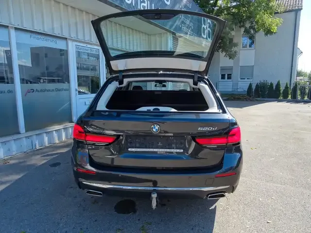BMW 520