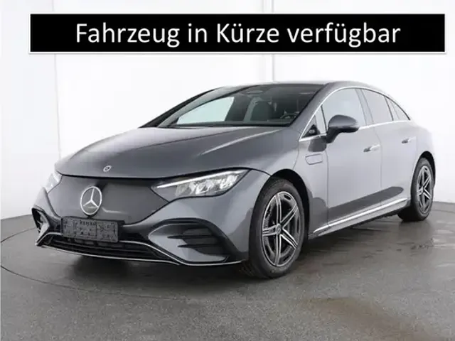 Mercedes-Benz EQE 300