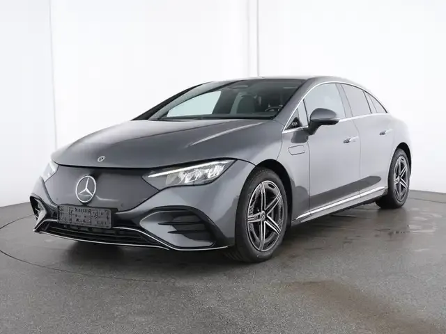 Mercedes-Benz EQE 300