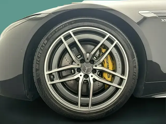 Mercedes-Benz SL 63 AMG