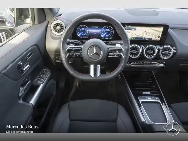 Mercedes-Benz EQA 300