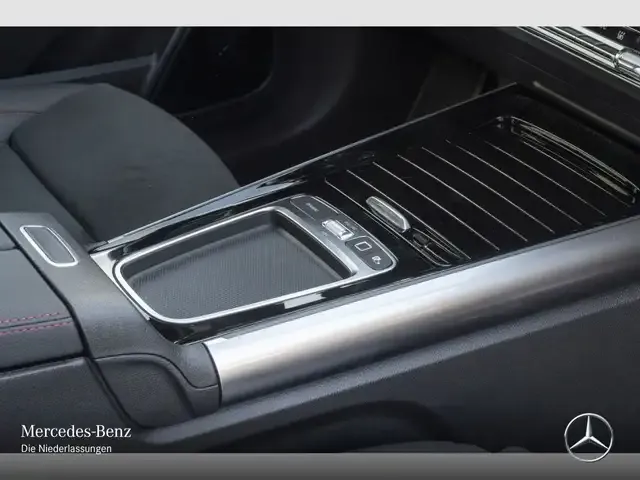 Mercedes-Benz EQA 300