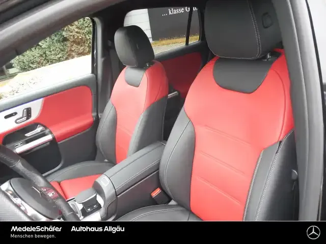 Mercedes-Benz GLA 35 AMG