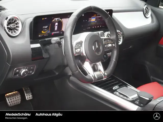 Mercedes-Benz GLA 35 AMG