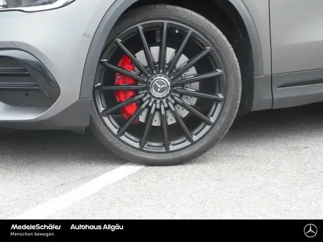 Mercedes-Benz GLA 35 AMG