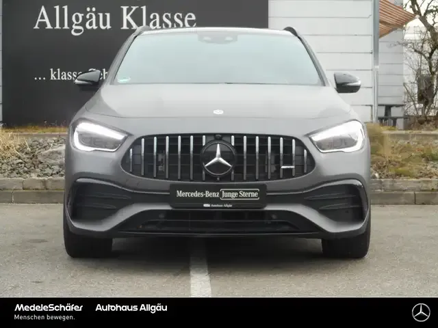 Mercedes-Benz GLA 35 AMG