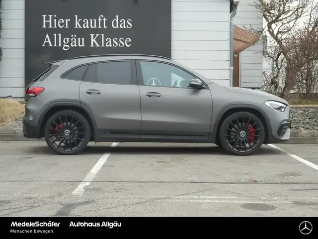 Mercedes-Benz GLA 35 AMG