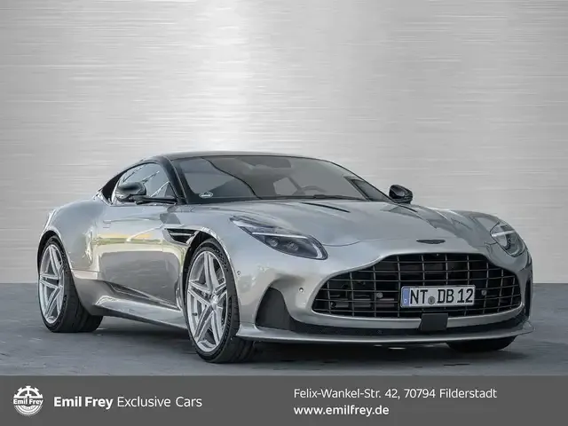 Aston Martin DB12
