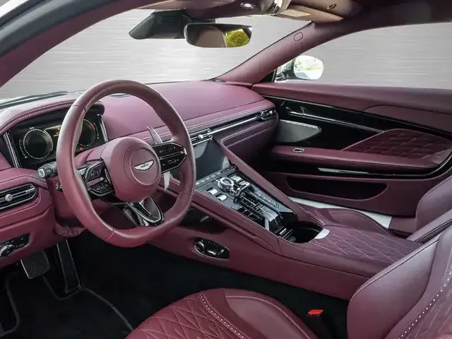 Aston Martin DB12