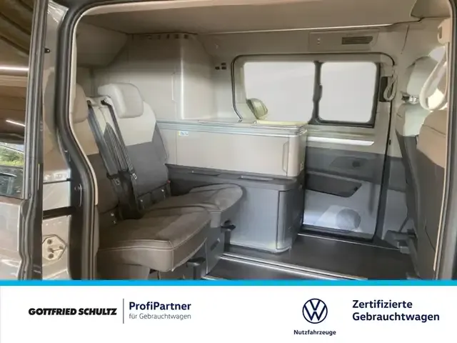 Volkswagen T7 California