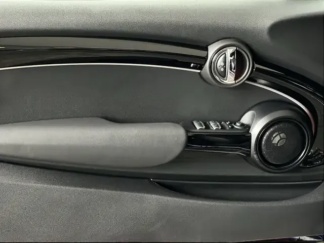 MINI John Cooper Works Cabrio