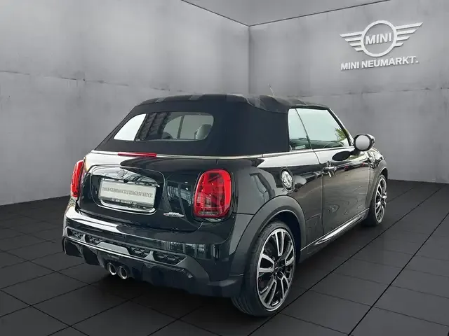 MINI John Cooper Works Cabrio